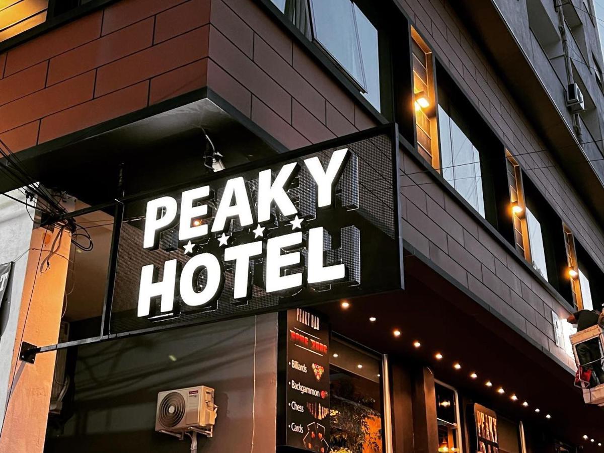 Peaky Hotel ドゥラス エクステリア 写真